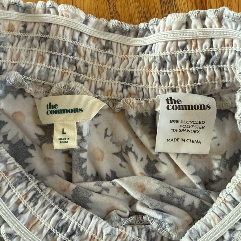 Girls Elastic Waist Skirts, Size Large (12/14) - Picture 3 of 6